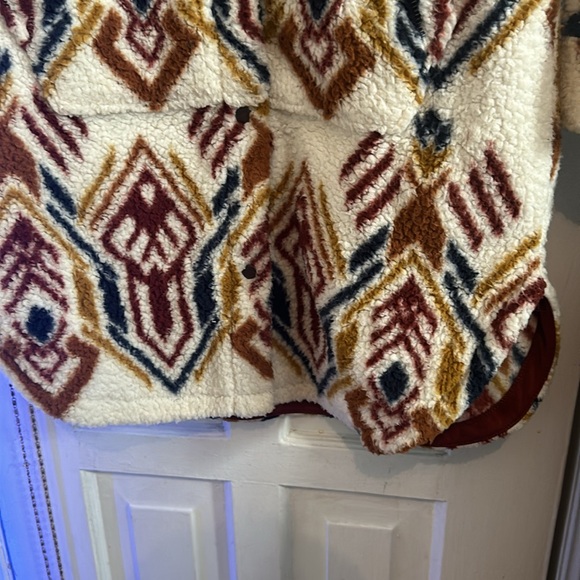 Jacket - Picture 7 of 15